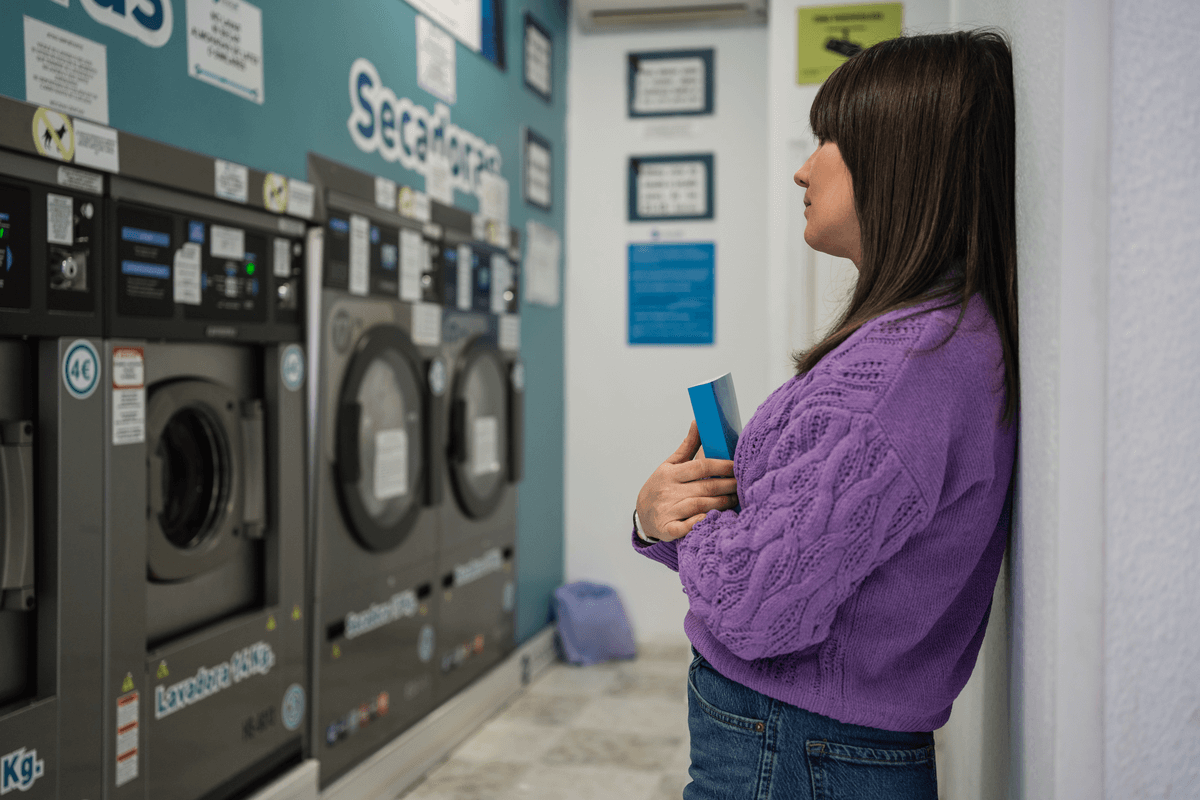 Laundromat_vs_Laundry_Pickup_Service_A_True_Comparison